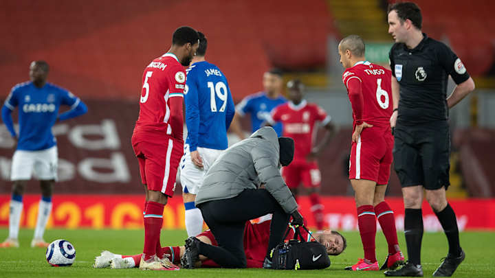 Liverpool Captain Henderson Has Groin Surgery
