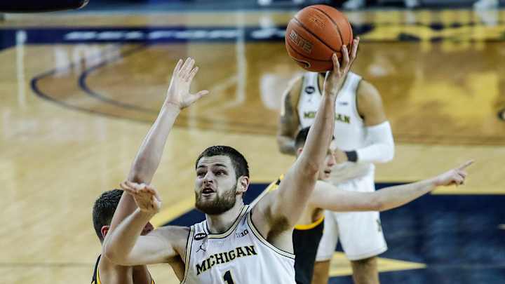 How to Watch Indiana's Game With Michigan on Saturday; Gametime, TV, Point Spread