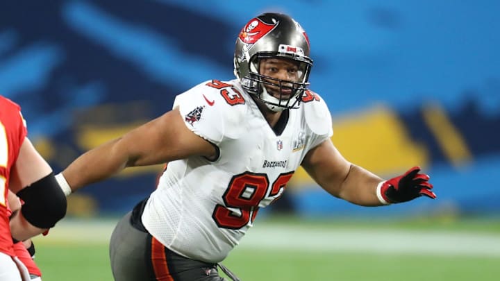Tampa Bay Buccaneers 2021 Free Agent Profile: DE Ndamukong Suh