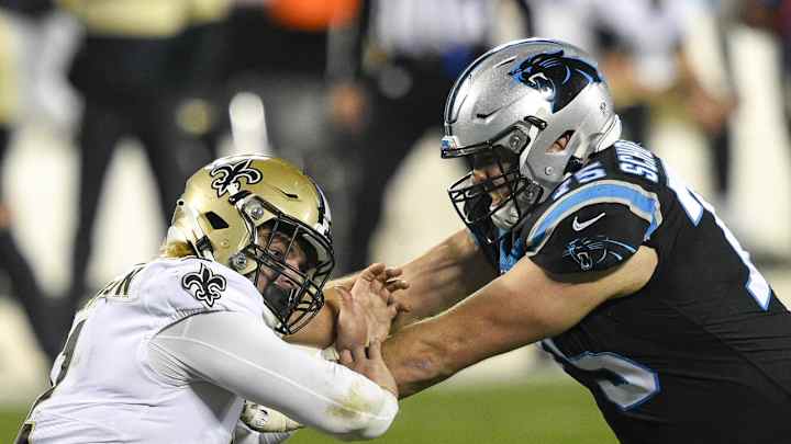 Re-sign or Wave Goodbye: OL Michael Schofield