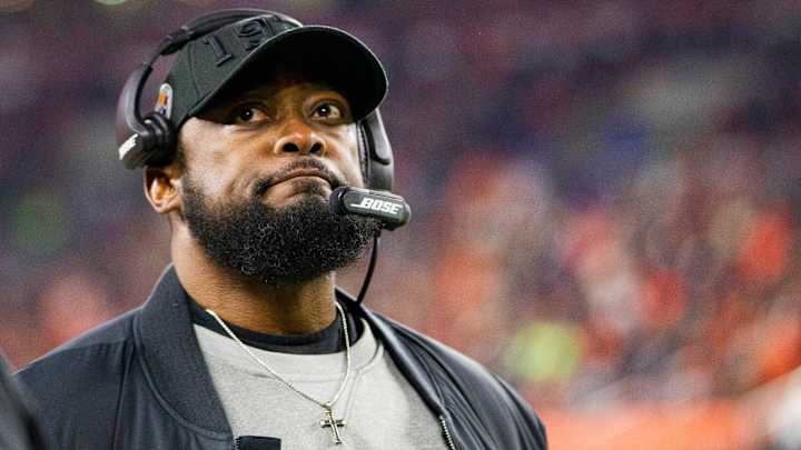 Mike Tomlin Critical of NFL's Lack of Black Head Coaches Mike Tomlin Critical of NFL's Lack of Black Head Coaches