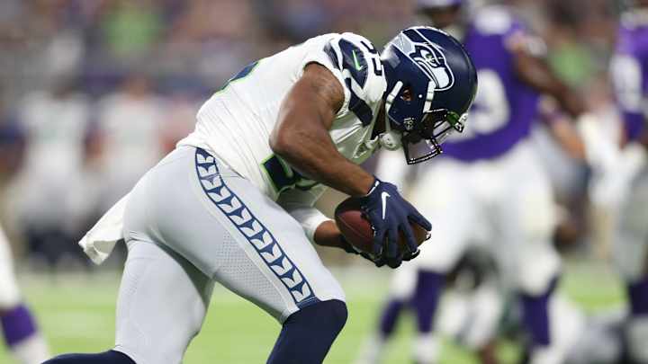 DeShawn Shead Returns to Seahawks, Joins Coaching Staff as Defensive Assistant DeShawn Shead Returns to Seahawks, Joins Coaching Staff as Defensive Assistant