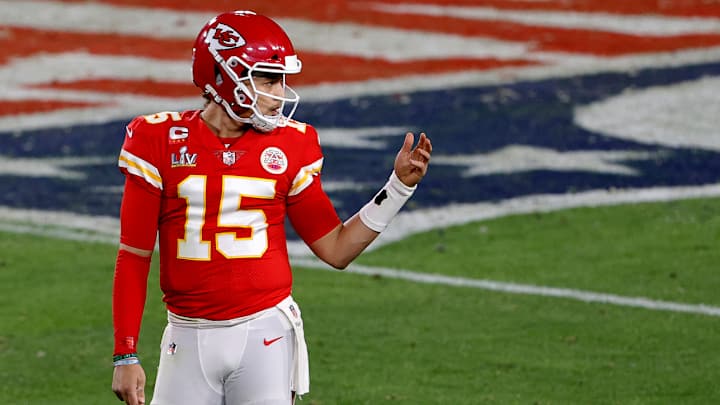 Patrick Mahomes Undergoes Foot Surgery, Expected to Return in Time For Training Camp