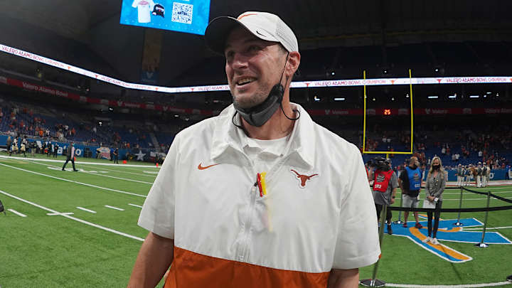 Former Texas Coach Tom Herman Joins The Bears as an Offensive Analyst Former Texas Coach Tom Herman Joins The Bears as an Offensive Analyst
