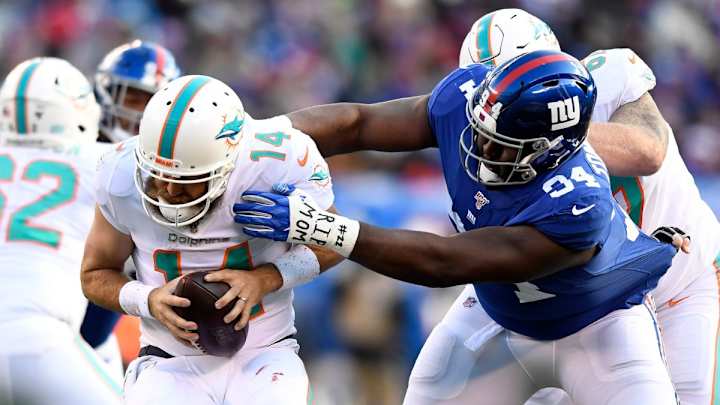 2021 Free Agency: Why Dalvin Tomlinson Could Be a Top DL Option for the Jaguars 2021 Free Agency: Why Dalvin Tomlinson Could Be a Top DL Option for the Jaguars