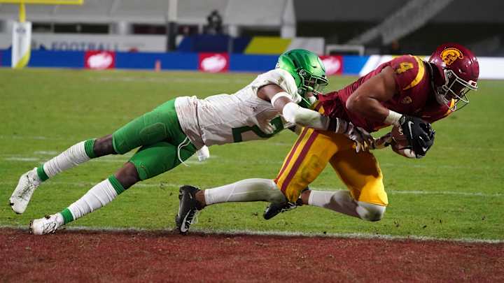 Oregon, USC Have Easiest Paths to 2021 Pac-12 Football Title Game Oregon, USC Have Easiest Paths to 2021 Pac-12 Football Title Game