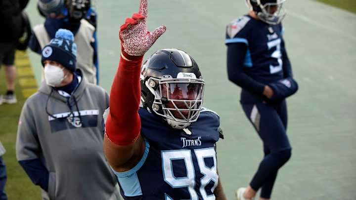 Simmons Turns Heads as 2021 Season Approaches