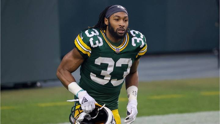 Jones, Linsley Face Uncertain Futures with Packers Jones, Linsley Face Uncertain Futures with Packers