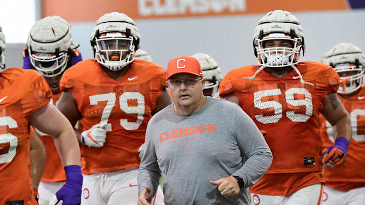 Parks Pissed Off with Line's Poor Performance Parks Pissed Off with Line's Poor Performance