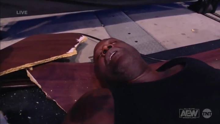 Shaq Gets Knocked Out by Cody Rhodes in AEW Dynamite Debut
