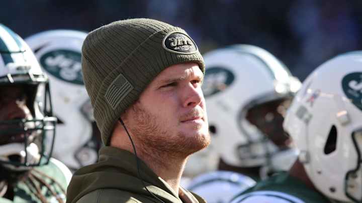 Will Delaying a Decision on Sam Darnold's Future Impact the Jets in Free Agency? Will Delaying a Decision on Sam Darnold's Future Impact the Jets in Free Agency?