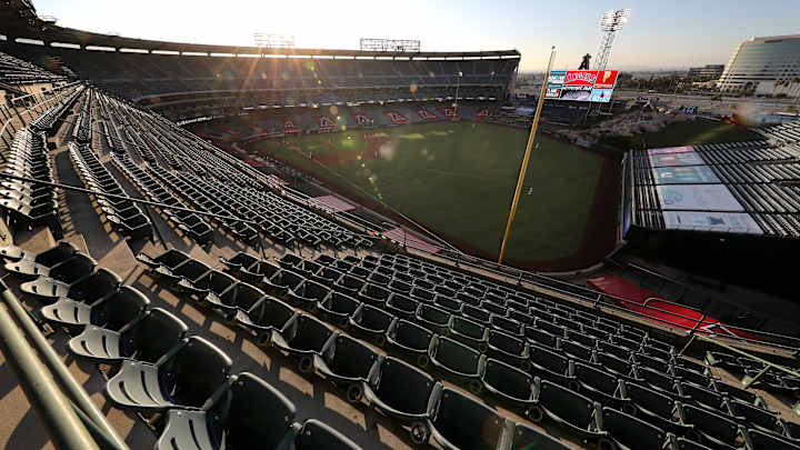 California to Allow Limited Fans at Major League Baseball Parks