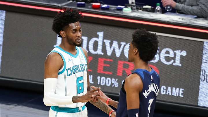 Jaden McDaniels Has Sentimental Week Involving Brother, Huskies