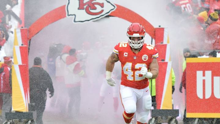 Top Five Off-The-Wall Fan Favorites in Kansas City Chiefs History