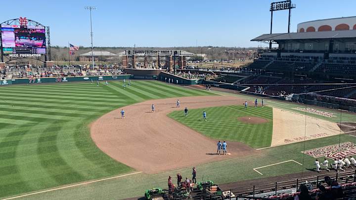 LIVE BASEBALL UPDATES: Kent State at Mississippi State (Saturday 3-6-21)
