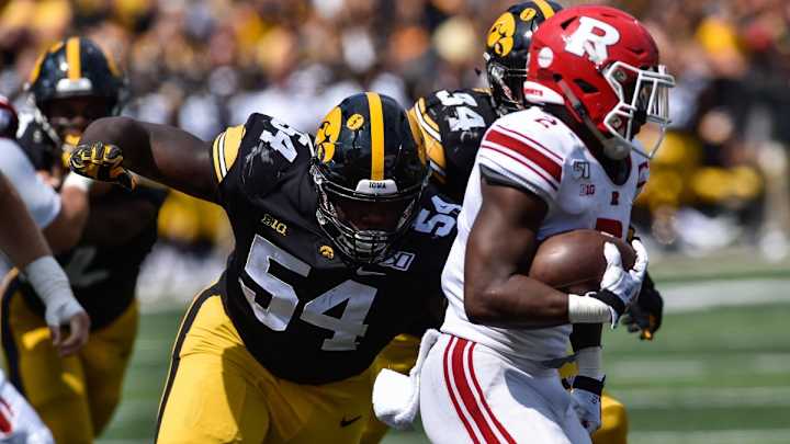 NFL Draft Prospect Spotlight: Daviyon Nixon