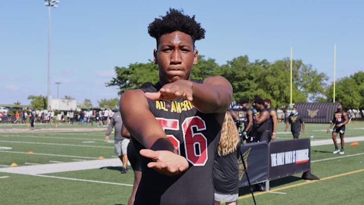 DE Francois Nolton Jr. Backs Off Florida Gators Pledge