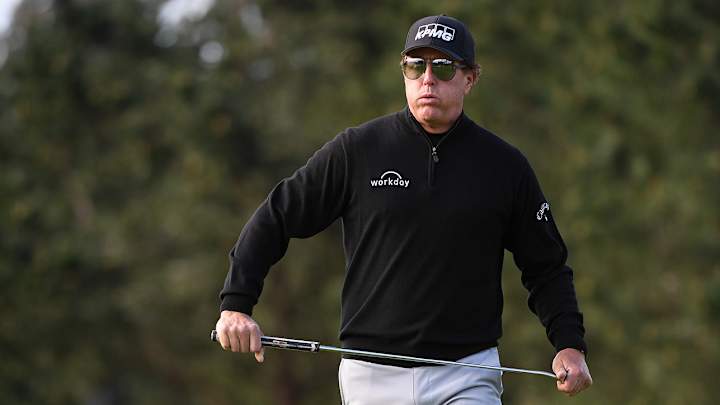 Phil Mickelson Drops Out of Top 100 for First Time Since 1993