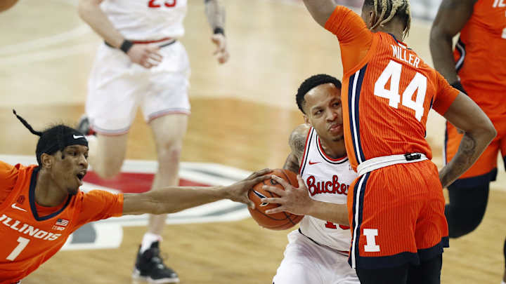 Ohio State Falls to No. 9 in Final AP Poll Before Postseason Play