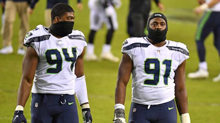 Determining Seahawks' Contingency Plan at Defensive End Following Carlos Dunlap's Release