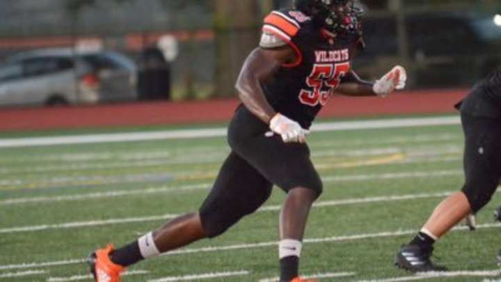 Florida Edge Rusher Locks In Official Visit With Tennessee