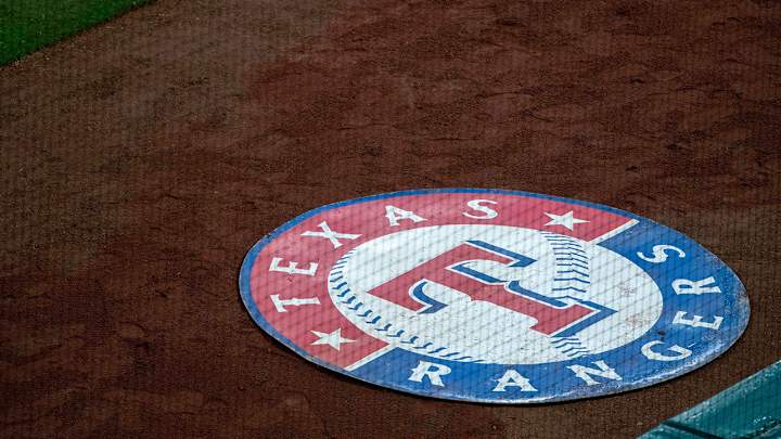 Rangers Eyeing 'Fully Open' Globe Life Field on Opening Day