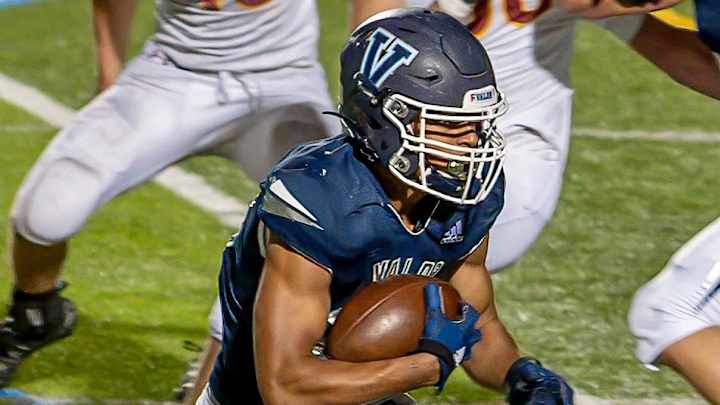 Elite RB Gavin Sawchuk Building Strong Connection With Notre Dame and Lance Taylor