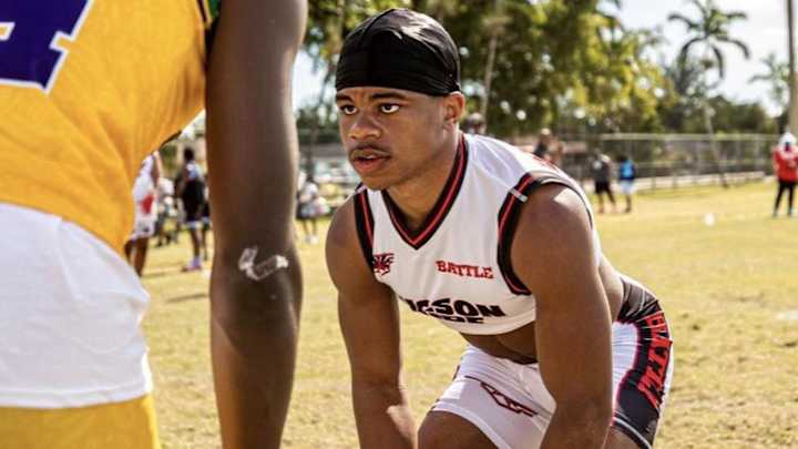 Notre Dame Offer 'Huge' For Standout 2023 Cornerback Notre Dame Offer 'Huge' For Standout 2023 Cornerback