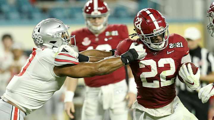 Insider Hints Broncos Could Target Alabama RB Najee Harris in Round 1