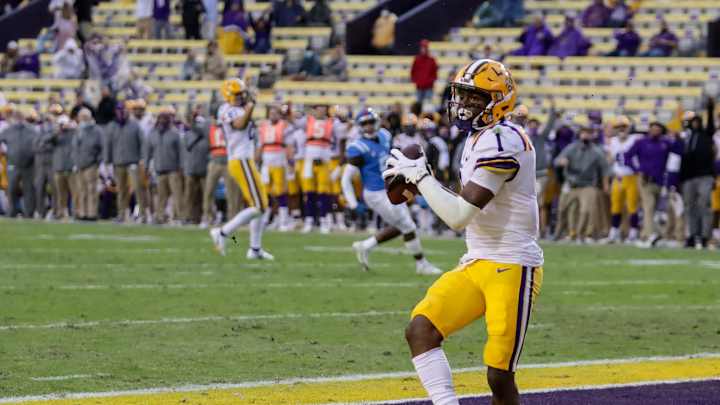 Goal For LSU Football Offensive Staff is to Put Five Best Skills Players on Field