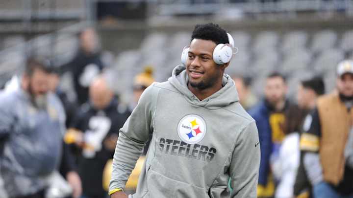 JuJu Smith-Schuster Leaves Message to City of Pittsburgh as He Hits Free Agency JuJu Smith-Schuster Leaves Message to City of Pittsburgh as He Hits Free Agency
