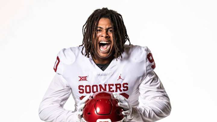 How a Sooners RB legend helped land one of Oklahoma's top defensive linemen