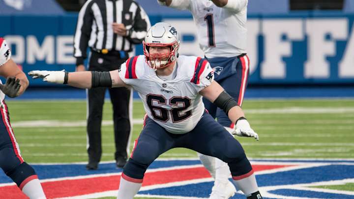 Kansas City Chiefs Sign Guard Joe Thuney