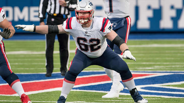 Report: Chiefs Sign Former Patriots OL Joe Thuney to Five-Year, $80 Million Deal
