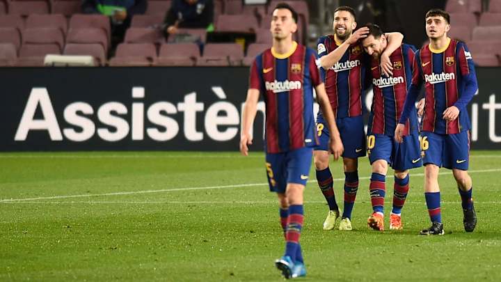 Messi's Golazo Makes Him First to Score 20 League Goals in 13 Straight Seasons