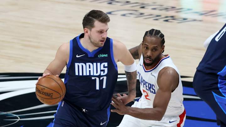 Mavs Lose to Clippers in Chippy Battle Mavs Lose to Clippers in Chippy Battle
