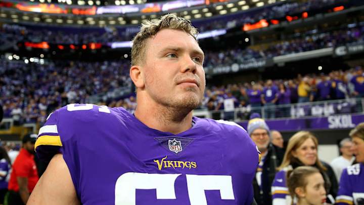 BREAKING: Panthers to Sign OL Pat Elflein to Three-Year Deal