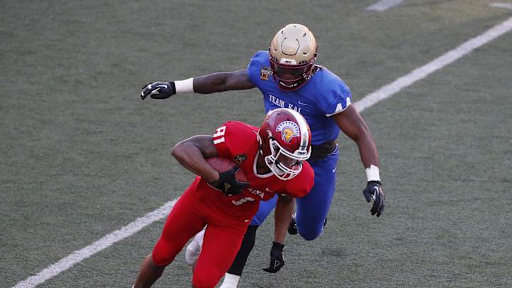 Max Roberts Meets With Multiple NFL Teams