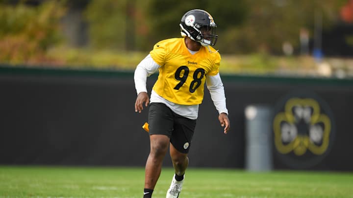 Steelers Re-Sign ILB Vince Williams