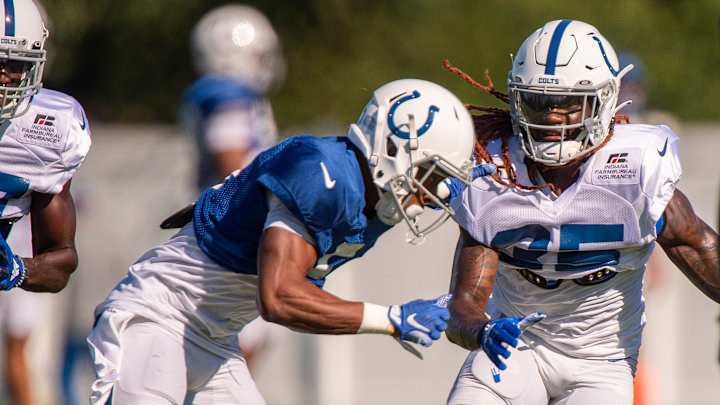 Colts DB Tremon Smith Joining Former Coach in Houston