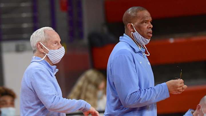 March Madness Live Blog: Wisconsin vs. UNC