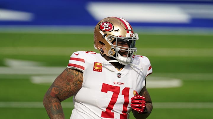 Oklahoma's Trent Williams signs historic, massive contract with San Francisco