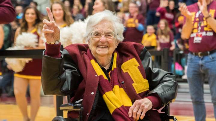 Sister Jean of Loyola-Chicago Has WVU in Her Final Four