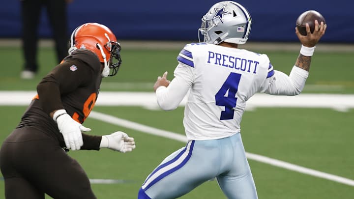 Gators' Mullen Says Dak Prescott Extension With Cowboys Takes Pressure off QB Gators' Mullen Says Dak Prescott Extension With Cowboys Takes Pressure off QB