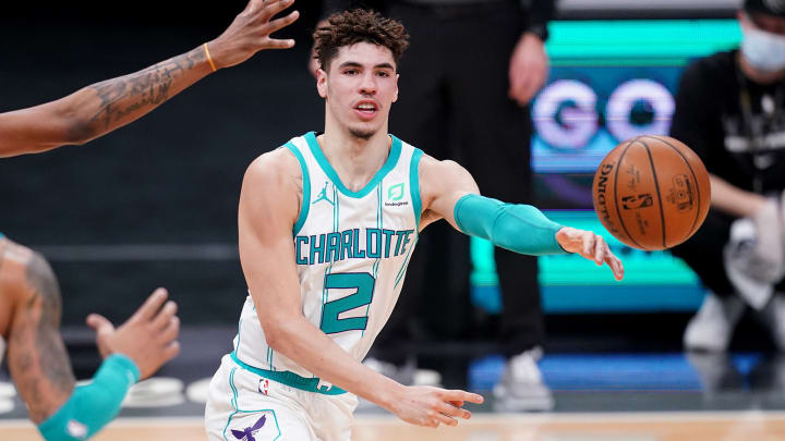 Eric Collins Q&A: Calling Hornets’ Games, LaMelo Ball and More