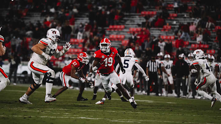 Kirby Smart Provides Insight on Edge Rushers Kirby Smart Provides Insight on Edge Rushers