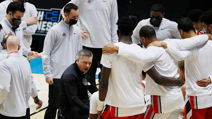 Chris Holtmann Reacts to Ohio State's Shocking Overtime Loss to Oral Roberts in NCAA Tournament