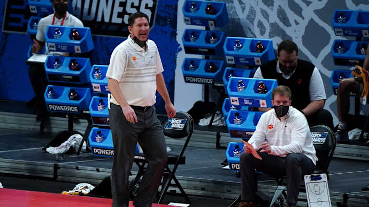 What are Realistic Expectations for Clemson Hoops Program?