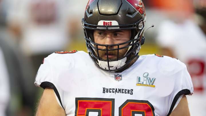 Former Tampa Bay Buccaneers OL Joe Haeg To Sign With Steelers Former Tampa Bay Buccaneers OL Joe Haeg To Sign With Steelers