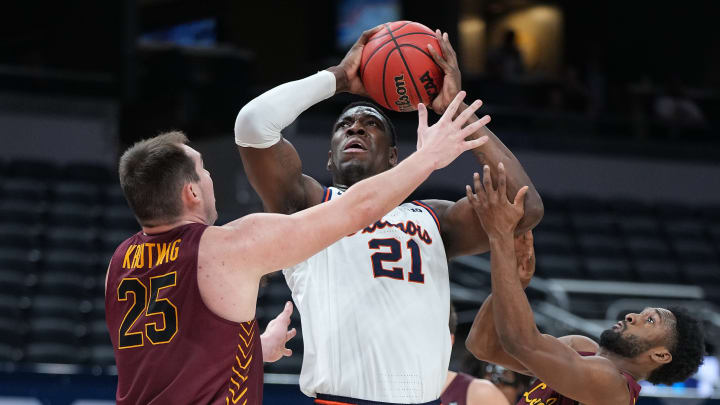 ‘Today just wasn't our day’: Illini Rambled Out of NCAAs with Stunning Second-Round Loss to Loyola Chicago